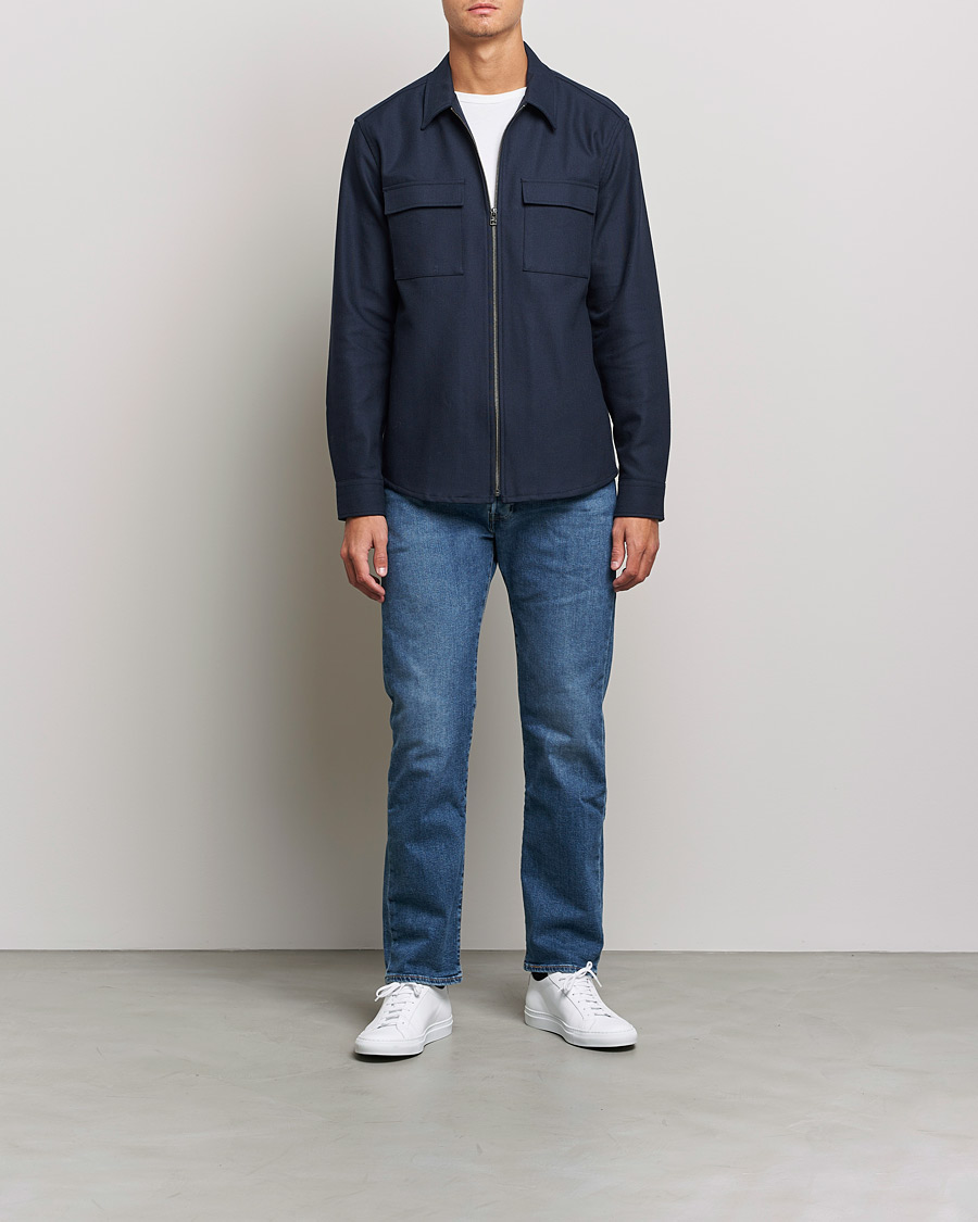 Herr | Skjortor | Tiger of Sweden | Noel P Herringbone Shirt Night Blue