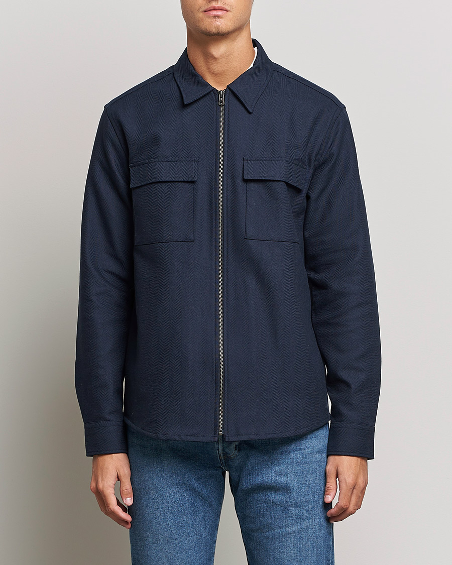 Herr | Skjortor | Tiger of Sweden | Noel P Herringbone Shirt Night Blue