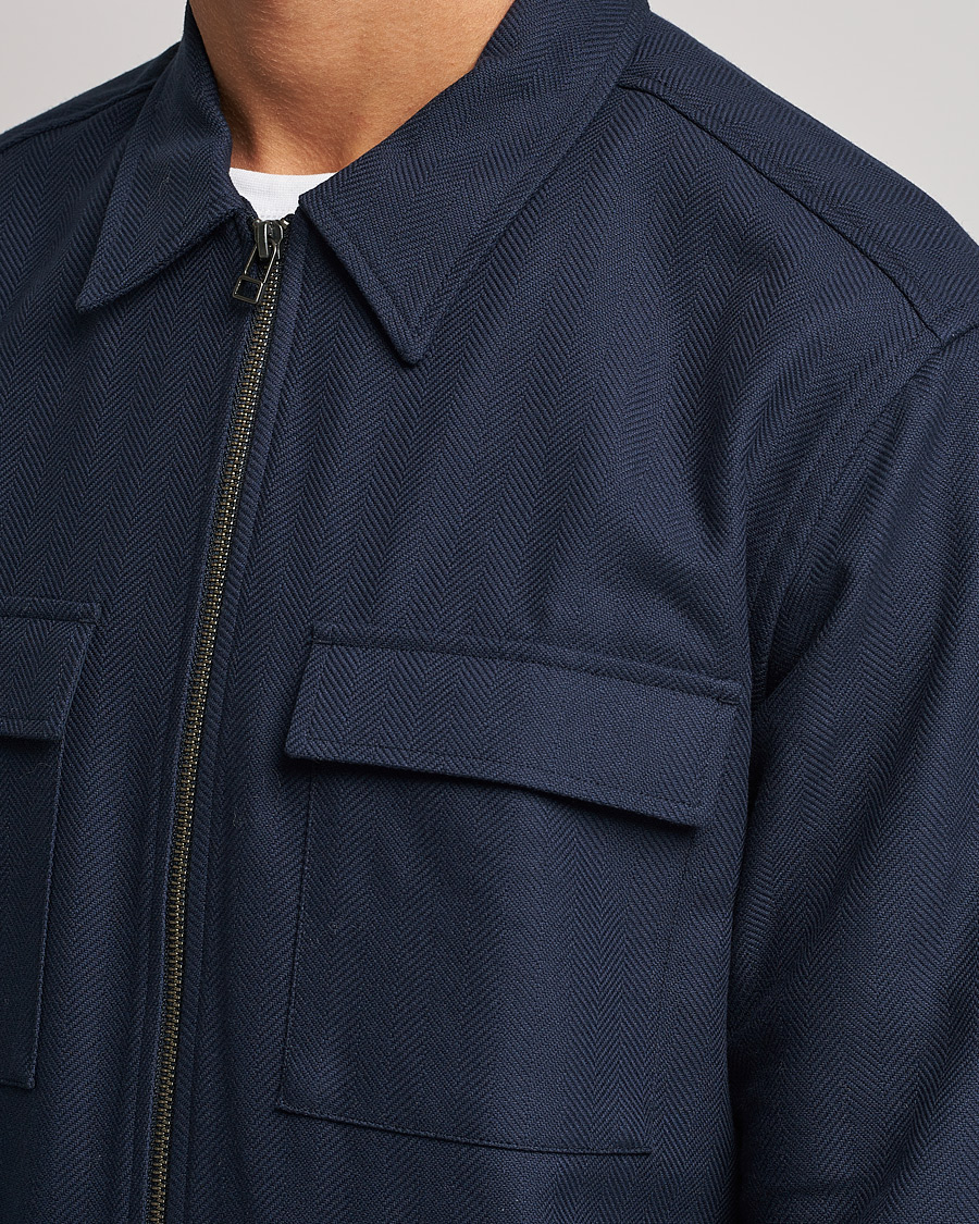 Herr | Skjortor | Tiger of Sweden | Noel P Herringbone Shirt Night Blue