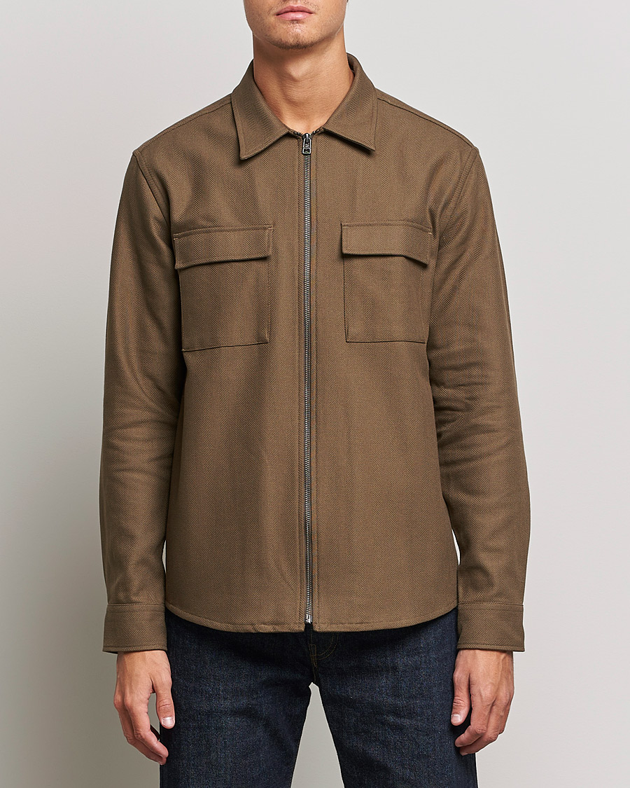 Herr | Skjortor | Tiger of Sweden | Noel P Herringbone Shirt Olive Extreme