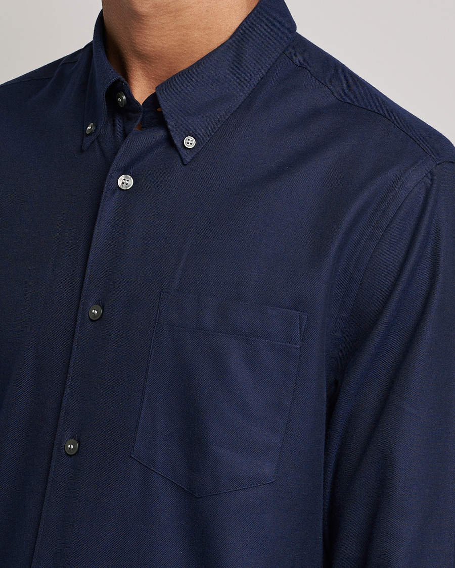 Herr | Skjortor | Tiger of Sweden | Sankt Cotton Shirt Light Ink