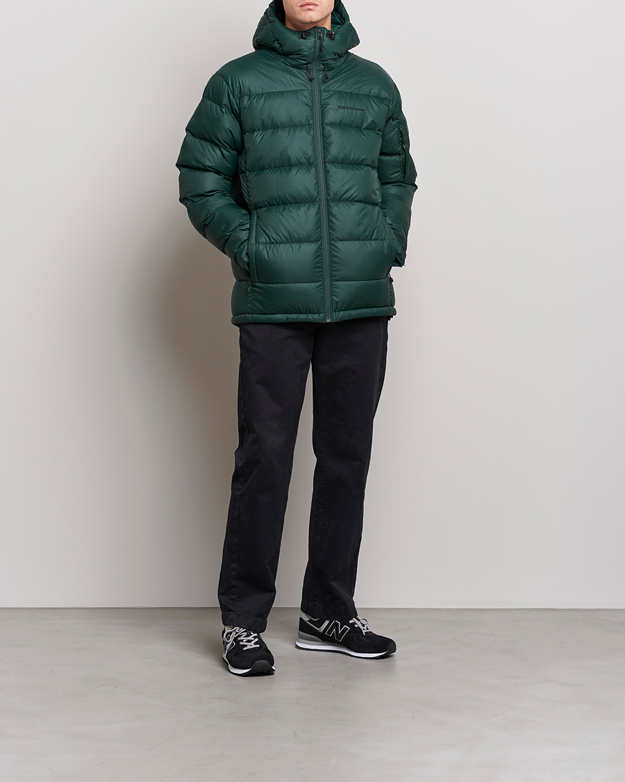 Herr | Jackor | Peak Performance | Frost Down Hooded Jacket Scarab Green