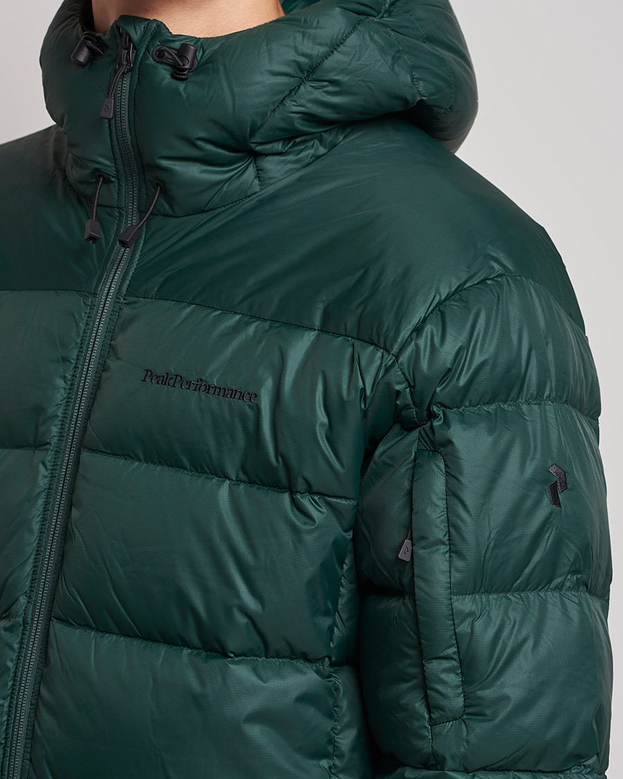 Herr | Jackor | Peak Performance | Frost Down Hooded Jacket Scarab Green
