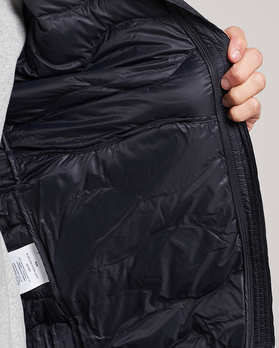 Herr | Jackor | Peak Performance | Helium Down Vest Black