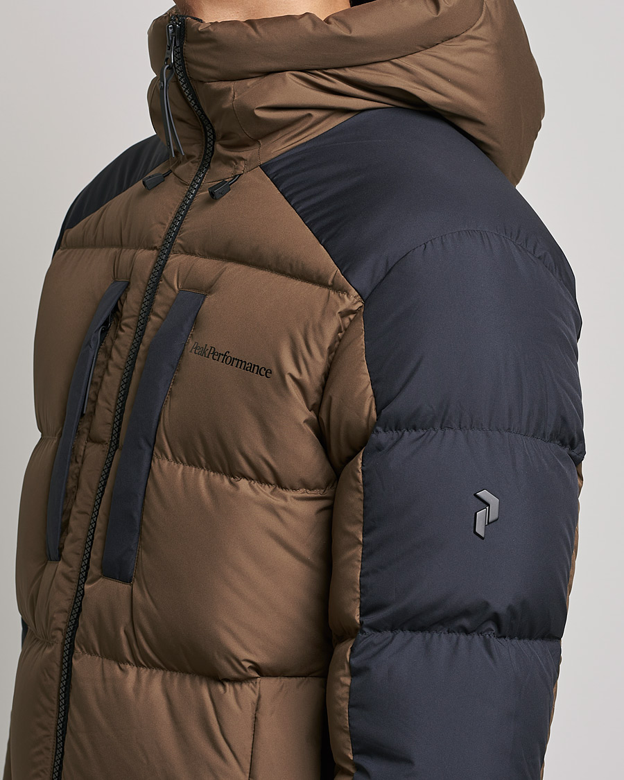 Herr | Jackor | Peak Performance | Rivel Down Seasonal Hooded Jacket Woody Black