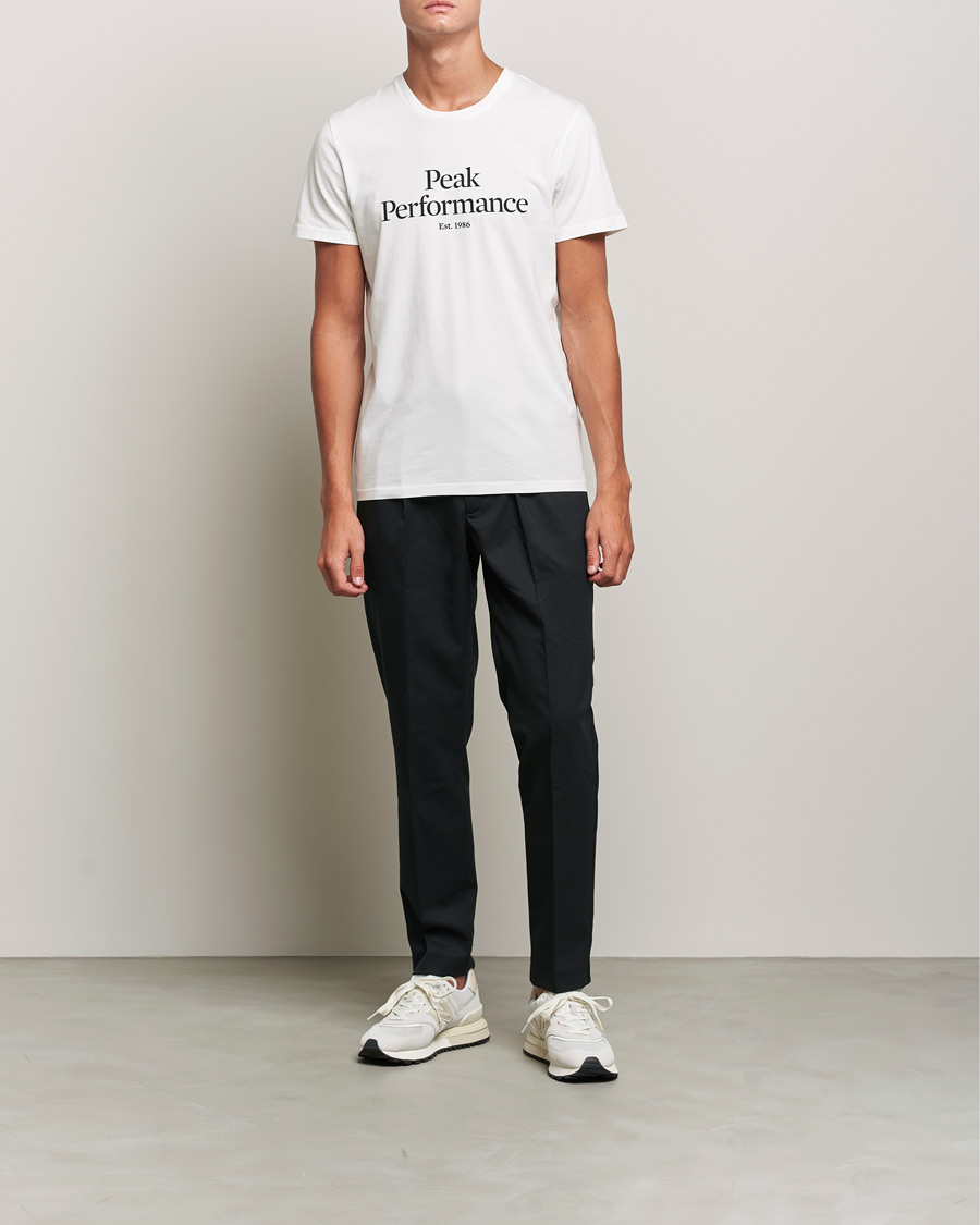 Herr | T-Shirts | Peak Performance | Original Tee Off White
