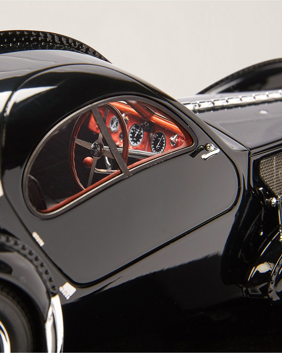 Herr | Dekoration | Ralph Lauren Home | 1938 Bugatti Type 57S Atlantic Coupe Model Car Black