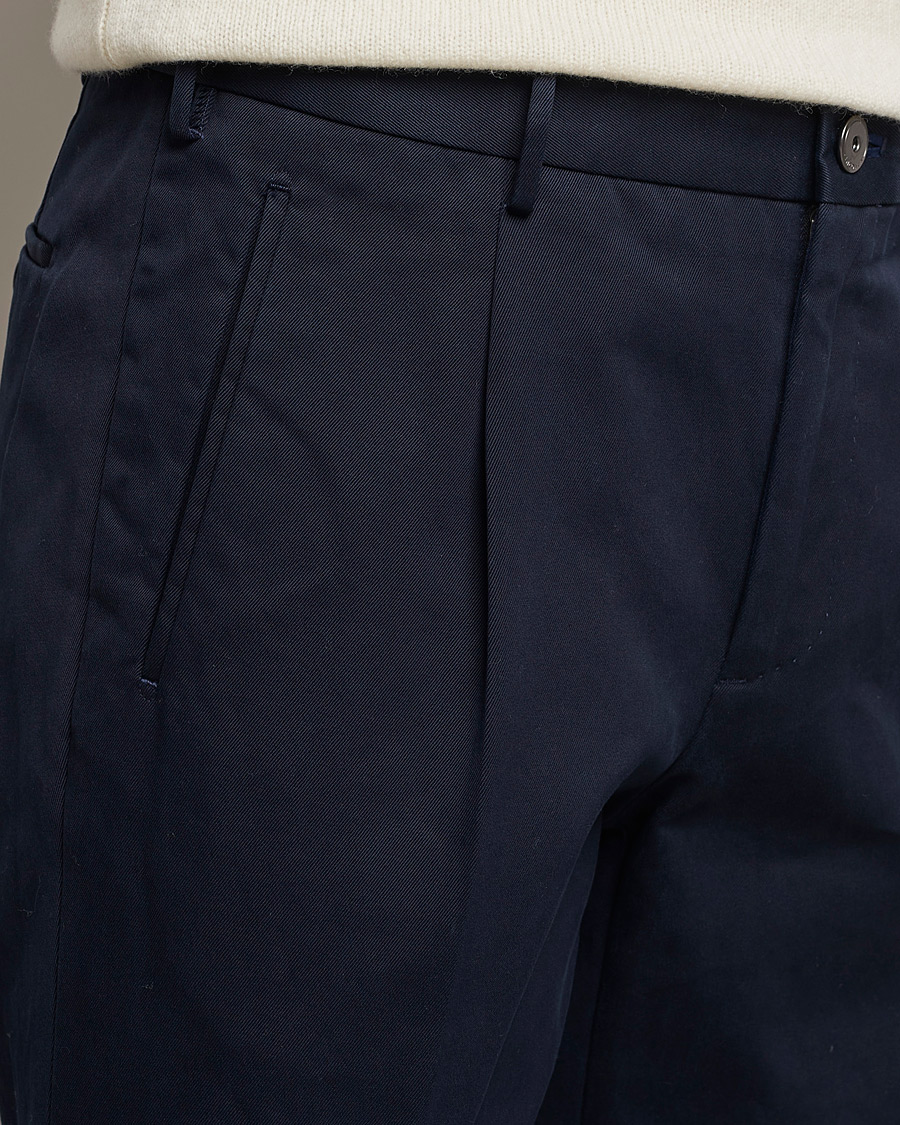 Herr | Byxor | Incotex | Pleated Cotton Stretch Chinos Navy