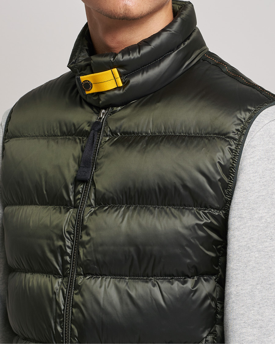 Herr | Västar | Parajumpers | Jeordie Sheen High Gloss Vest Sycamore