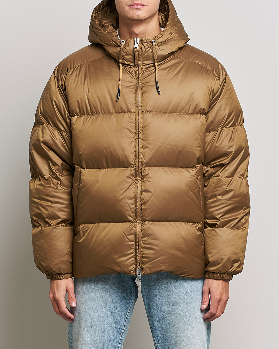 Herr | Jackor | GANT | Shiny Puffer Hooded Jacket Toffee Beige