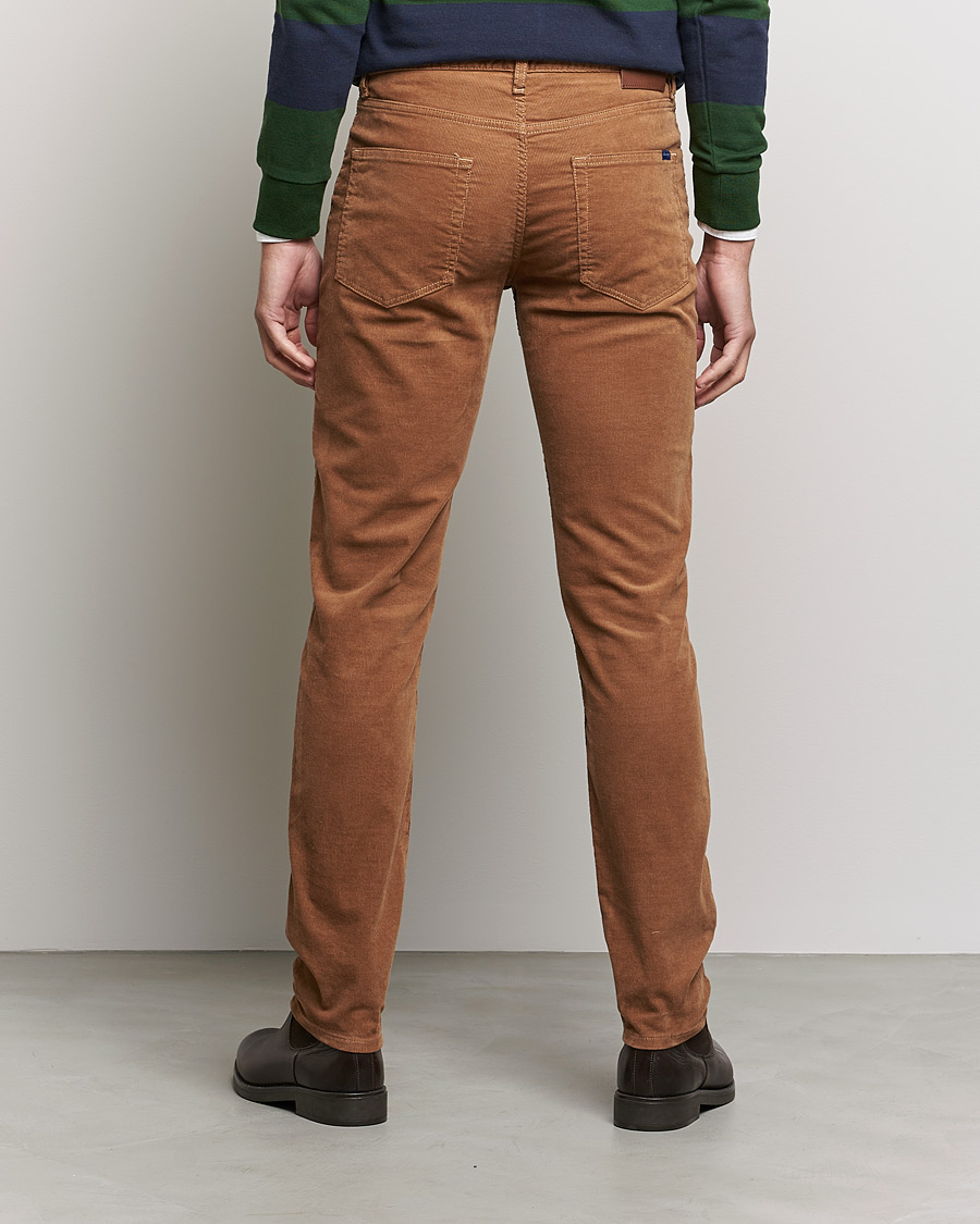 Herr | Byxor | GANT | Hayes Cord Jeans Roasted Walnut