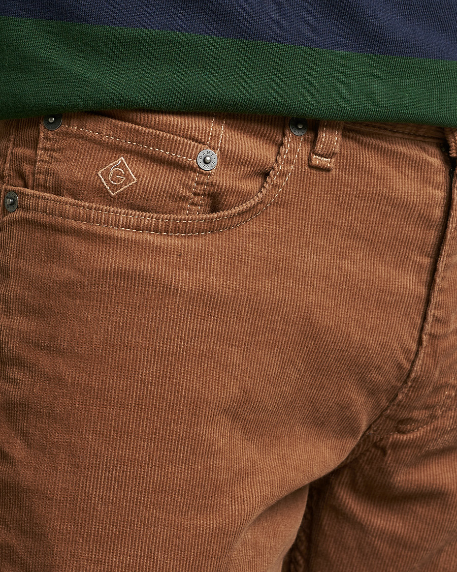Herr | Byxor | GANT | Hayes Cord Jeans Roasted Walnut