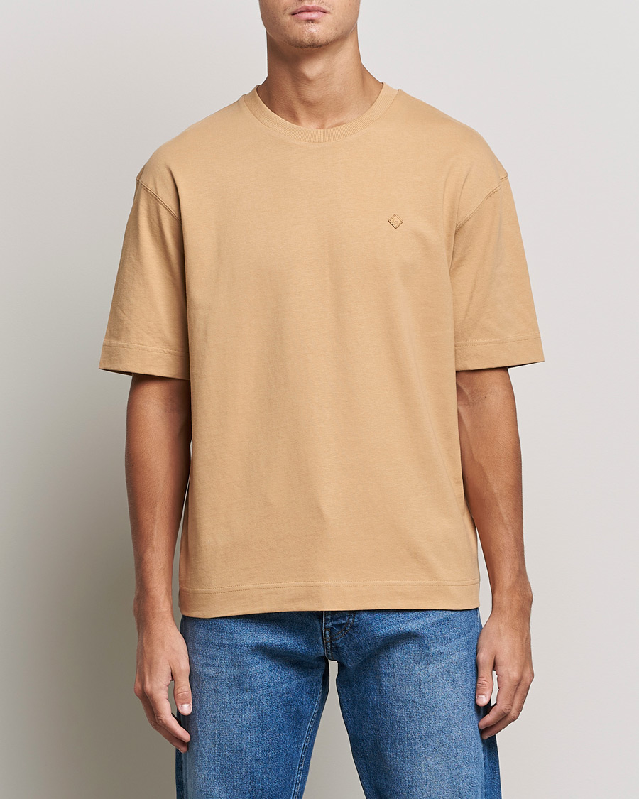 Herr | T-Shirts | GANT | Icon Crew Neck T-shirt Toffee Beige