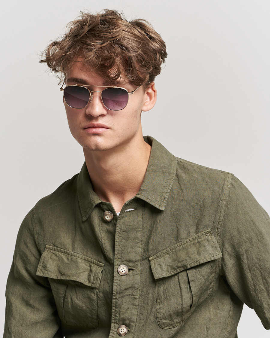 Herr | Oliver Peoples Mandeville Sunglasses Brushed Gold/Gradient Lens | Oliver Peoples | Mandeville Sunglasses Brushed Gold/Gradient Lens