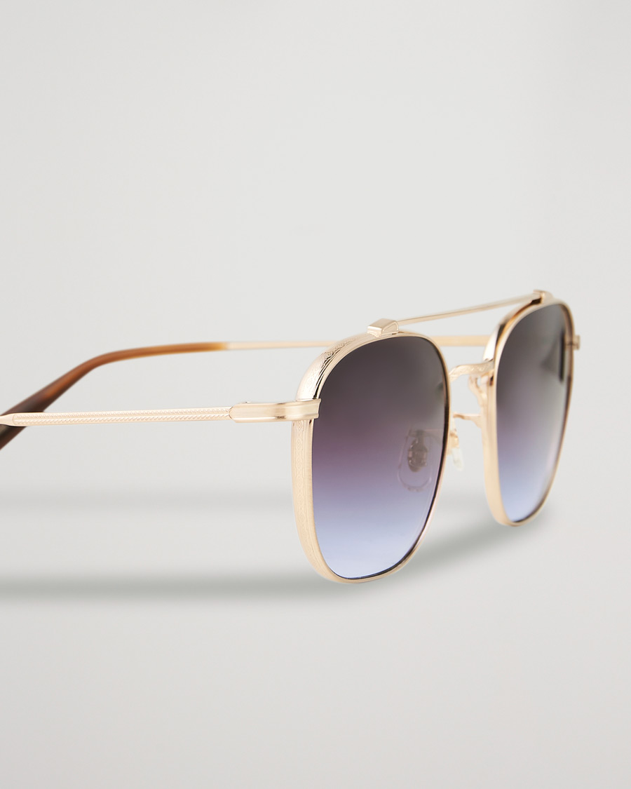 Herr | Oliver Peoples Mandeville Sunglasses Brushed Gold/Gradient Lens | Oliver Peoples | Mandeville Sunglasses Brushed Gold/Gradient Lens