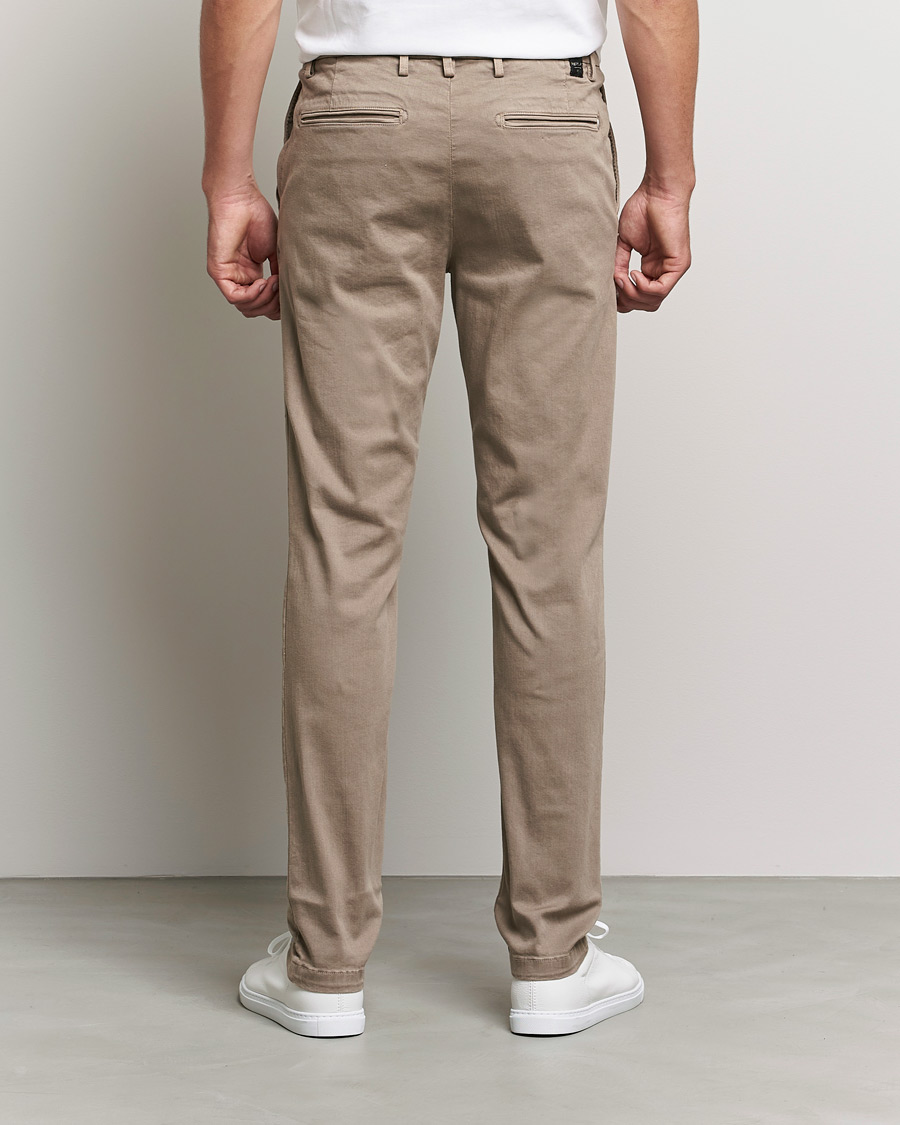 Herr | Byxor | Replay | Benni Hyperflex X-Lite Chinos Sand