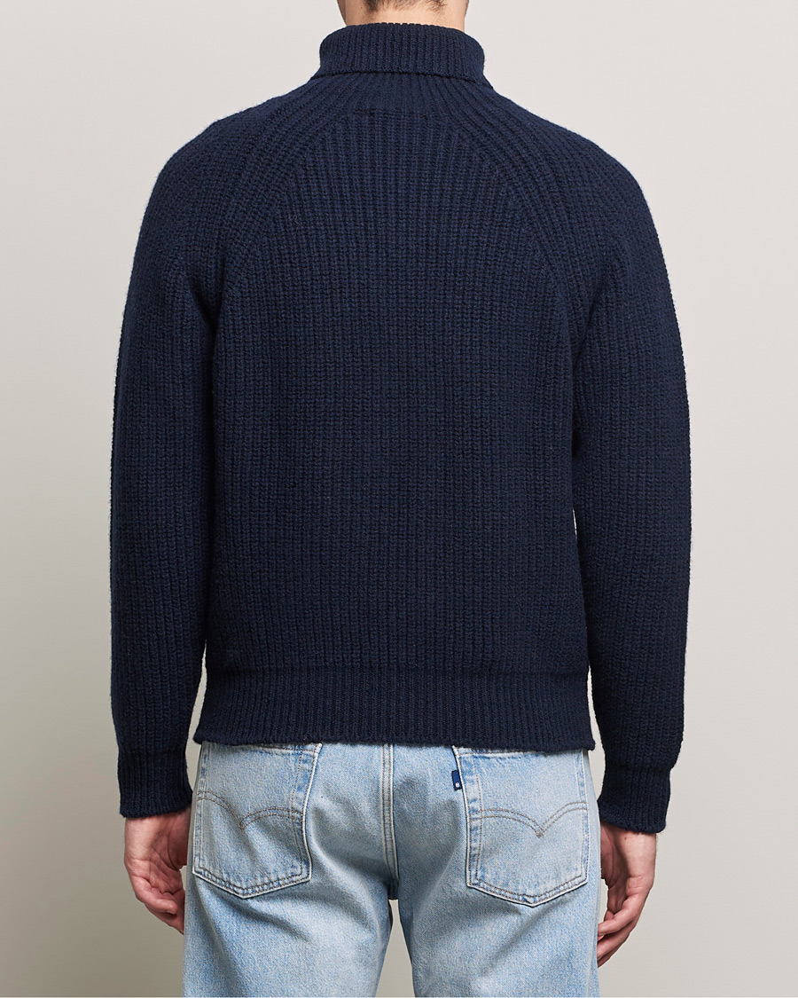 Herr | Tröjor | Inis Meáin | Wool/Cashmere Boatbuilder Turtleneck Navy