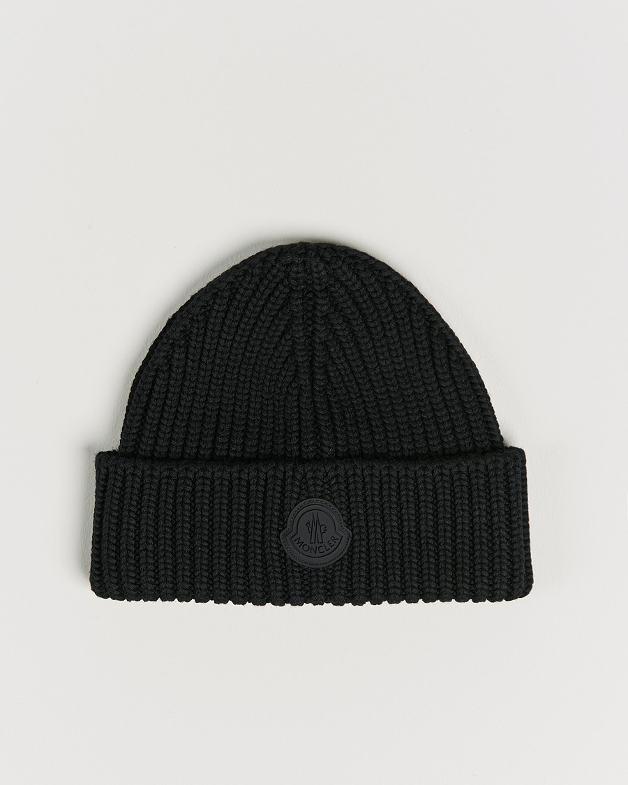 Herr | Moncler Tonal Logo Beanie Black | Moncler | Tonal Logo Beanie Black