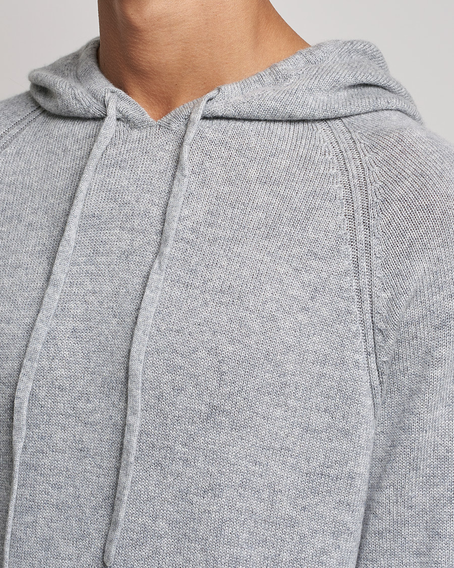 Herr | Tröjor | Johnstons of Elgin | Seamless Cashmere Hoodie Silver