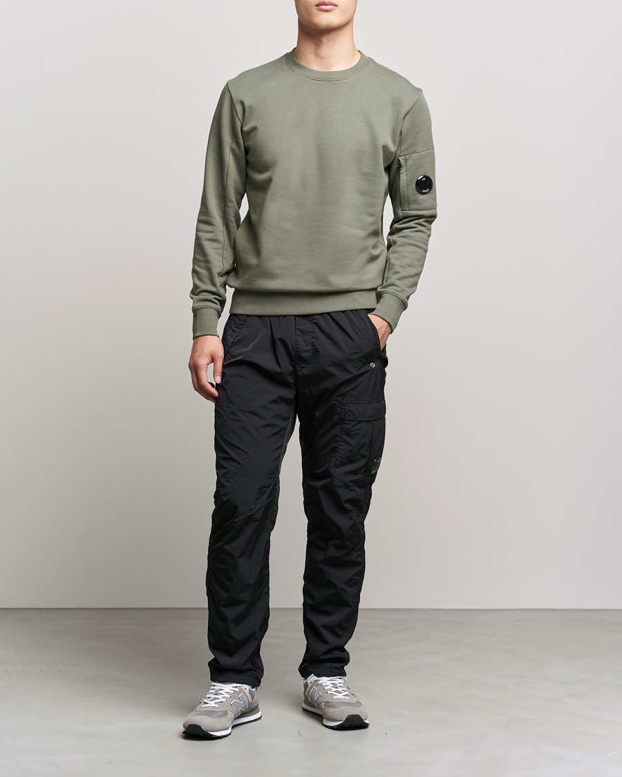 Herr | Tröjor | C.P. Company | Diagonal Raised Fleece Lens Sweatshirt Green