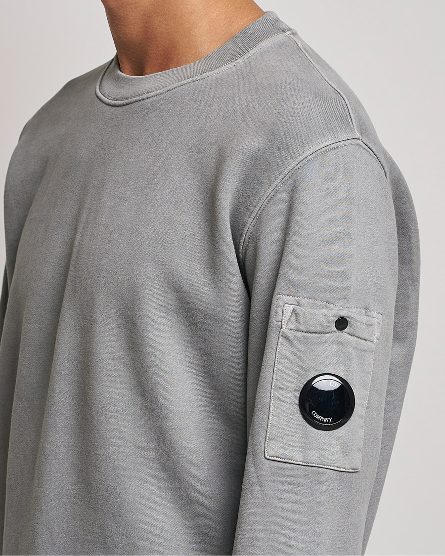 Herr | Tröjor | C.P. Company | Brushed Emerized Diagonal Fleece Sweat Grey