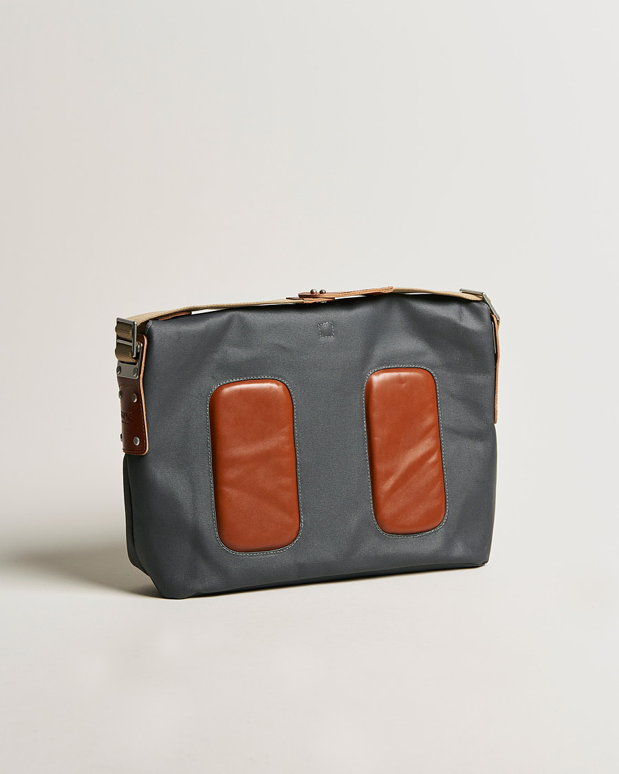 Herr | Brooks England Barbican Cotton Canvas 13L Shoulder Bag Grey | Brooks England | Barbican Cotton Canvas 13L Shoulder Bag Grey