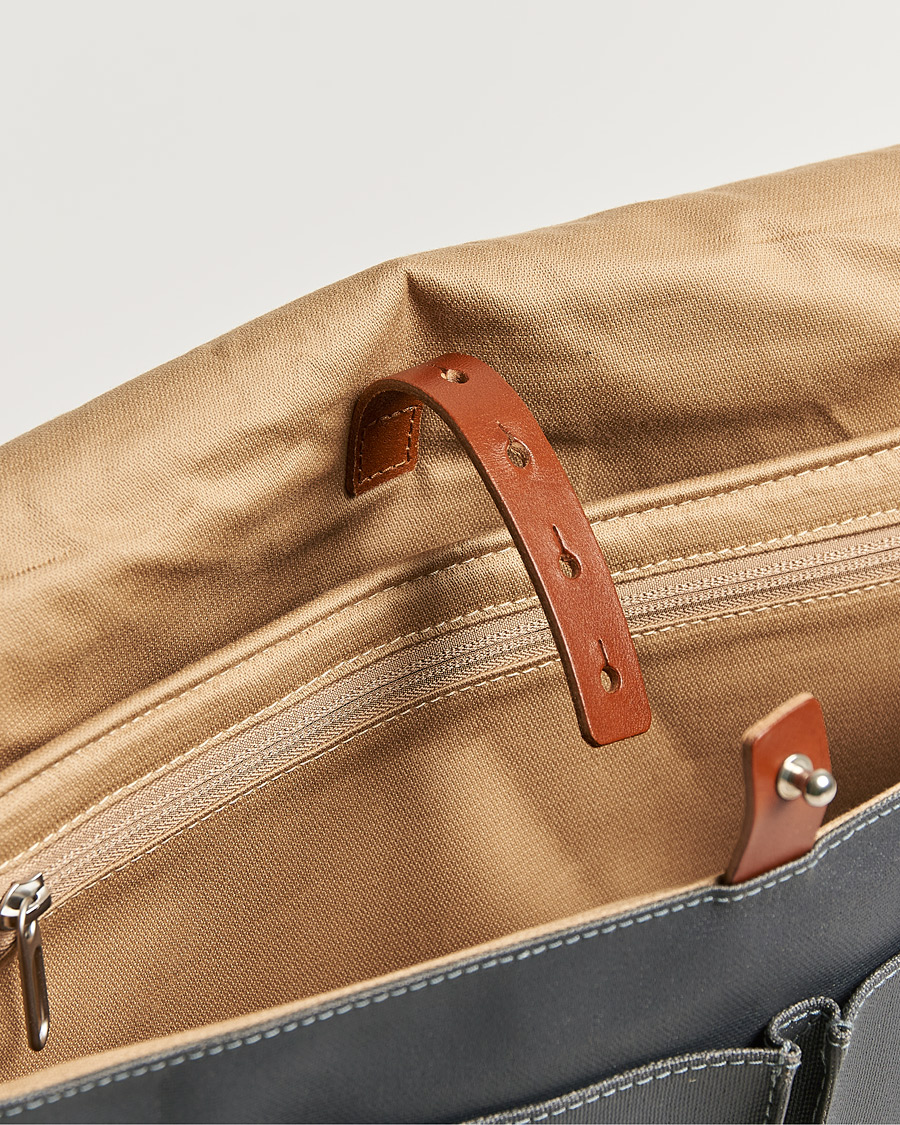 Herr | Brooks England Barbican Cotton Canvas 13L Shoulder Bag Grey | Brooks England | Barbican Cotton Canvas 13L Shoulder Bag Grey