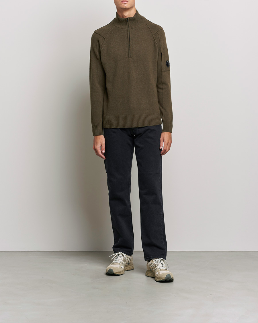 Herr | Tröjor | C.P. Company | Lambswool Lens Half Zip Ivy Green