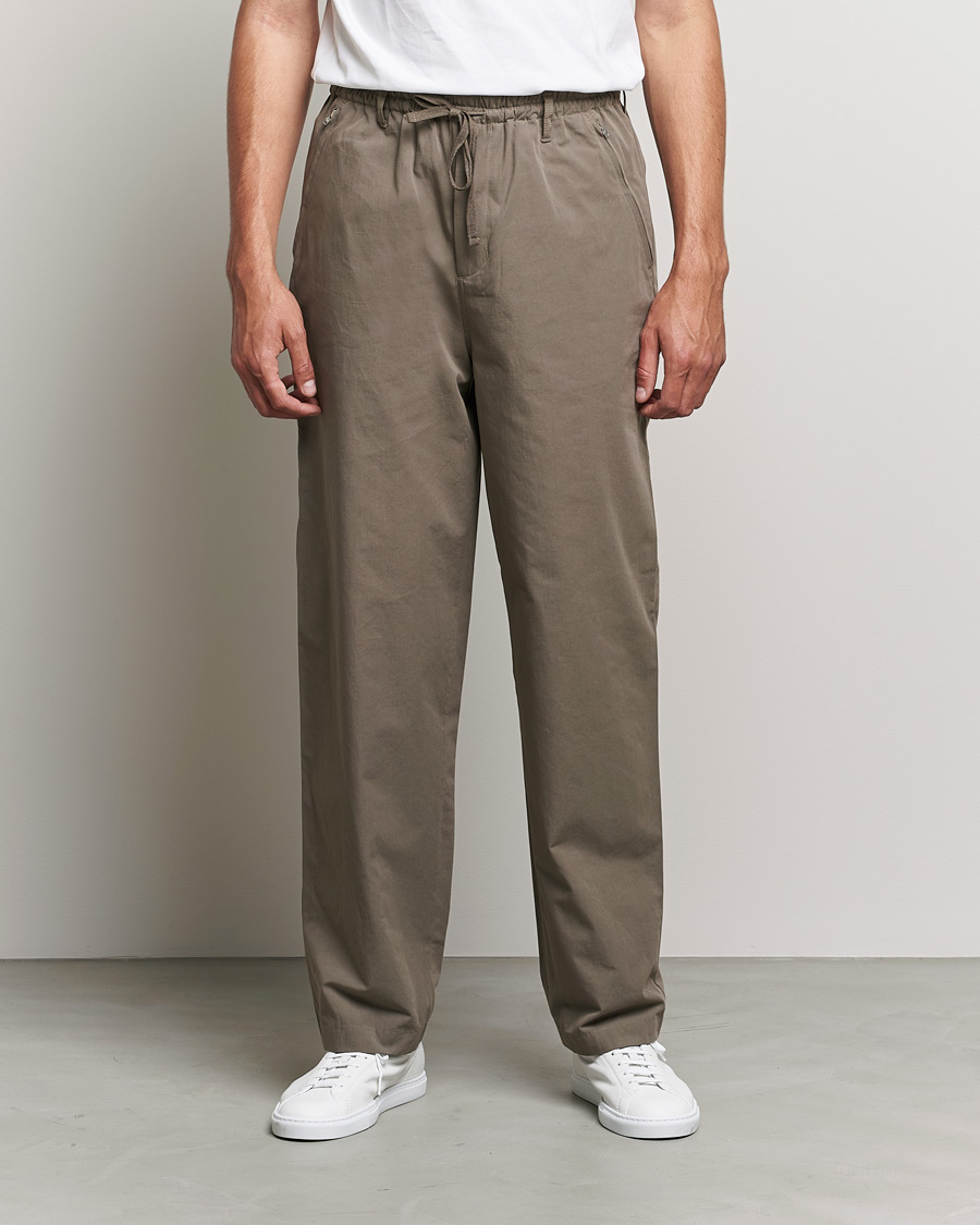 Herr | Byxor | Filippa K | Harvey Cotton Trouser Mole Grey
