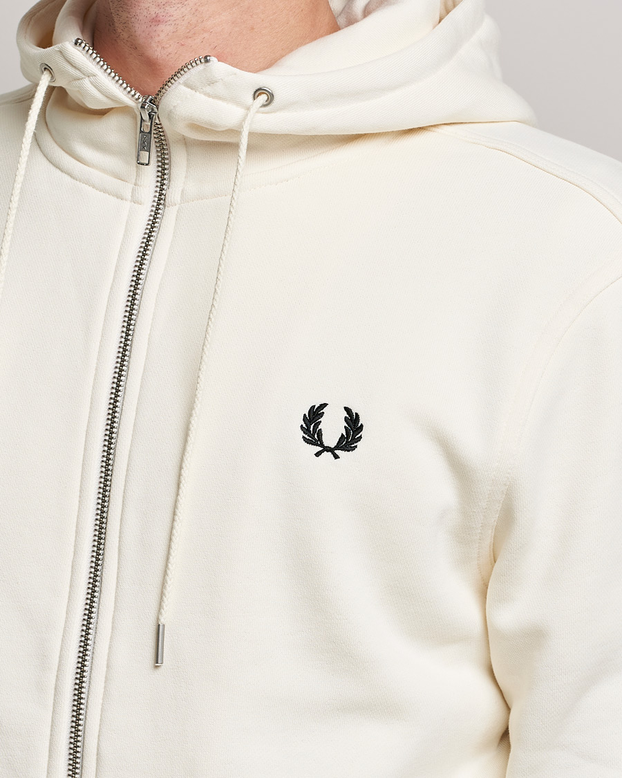 Herr | Tröjor | Fred Perry | Hooded Zip Sweatshirt Ecru