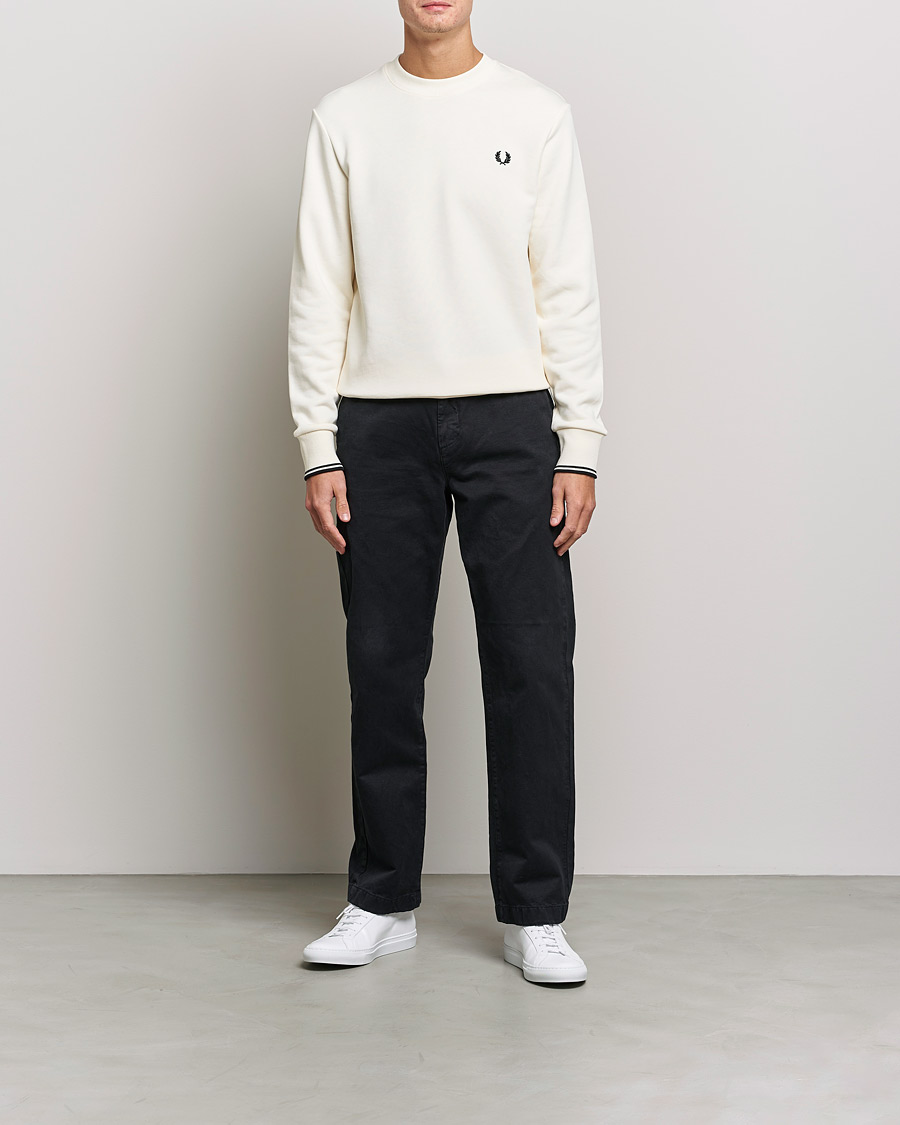 Herr | Tröjor | Fred Perry | Crew Neck Sweatshirt Ecru