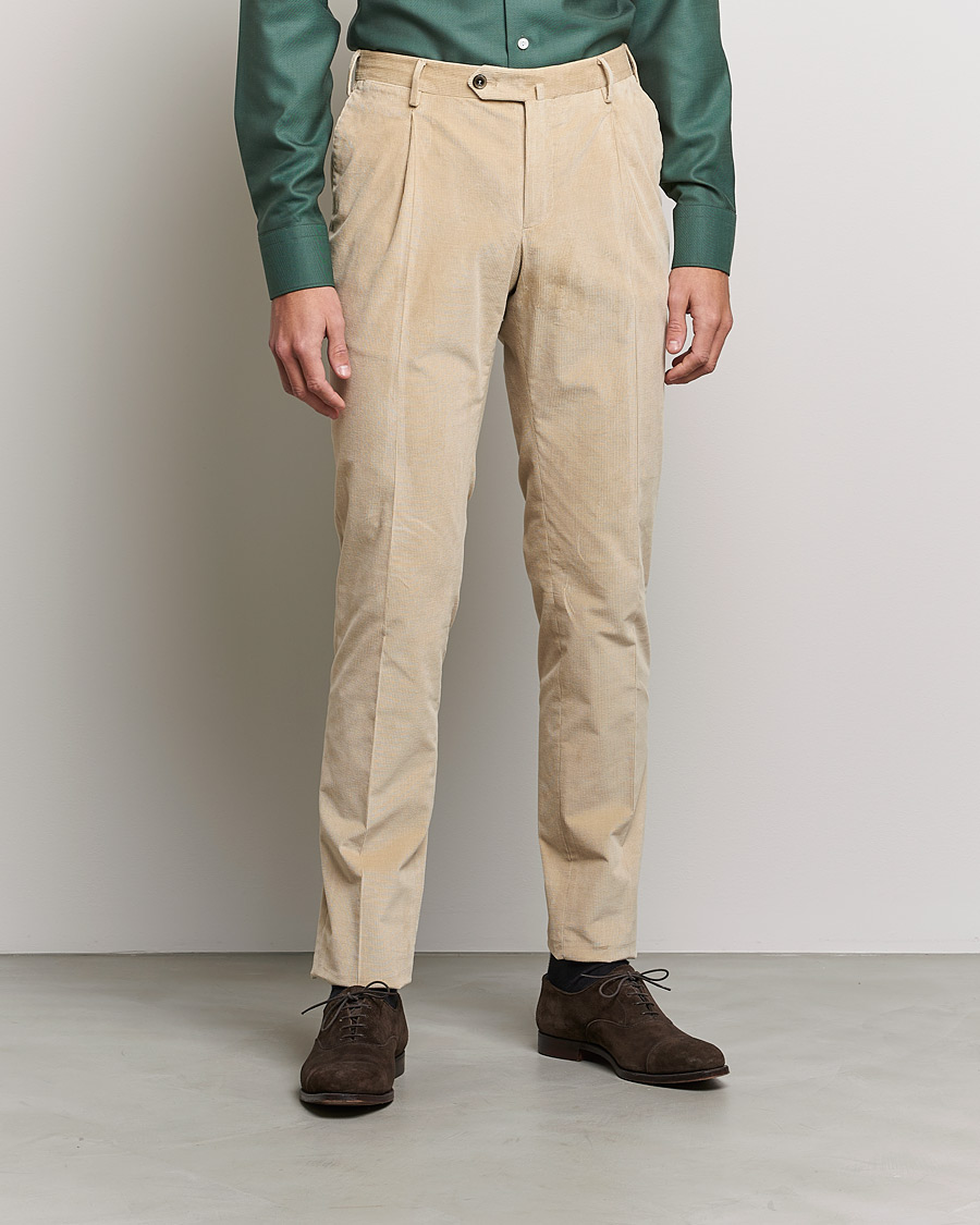 Herr | Byxor | PT01 | Slim Fit Pleated Corduroy Trousers Light Beige