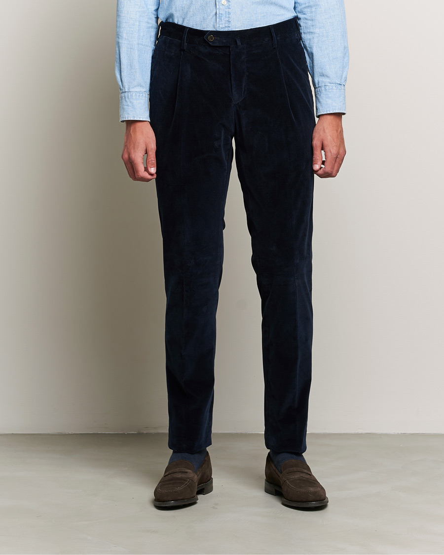 Herr | Quiet Luxury | PT01 | Slim Fit Pleated Corduroy Trousers Navy