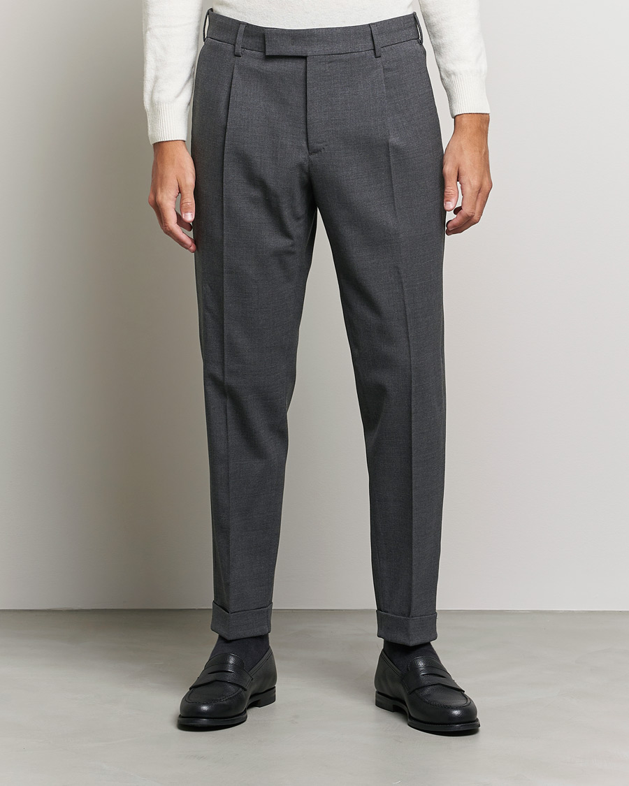 Herr | Uddabyxor | PT01 | Slim Fit Pleated Wool Trousers Dark Grey