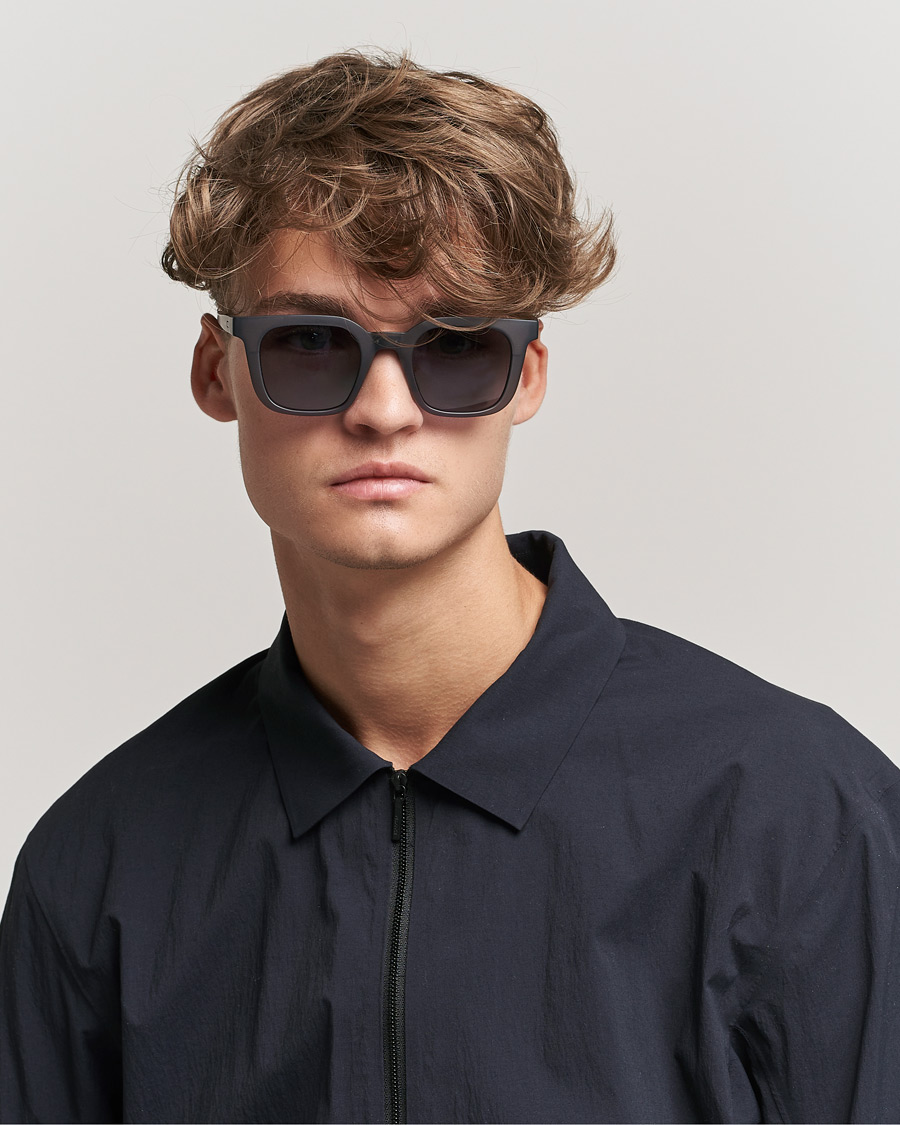 Herr | D-formade solglasögon | CHIMI | 04 Active Sunglasses Grey