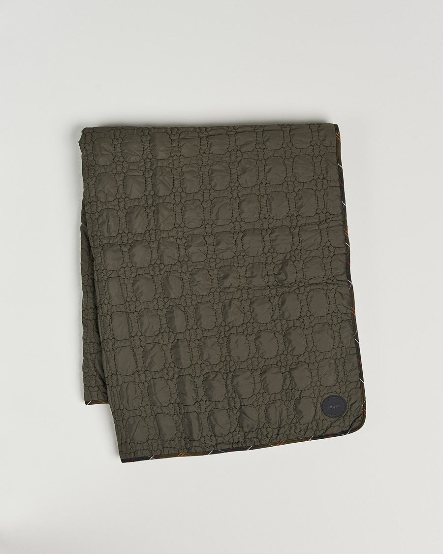 Herr | Barbour Lifestyle Dogbone Quilted Blanket Olive | Barbour Lifestyle | Dogbone Quilted Blanket Olive