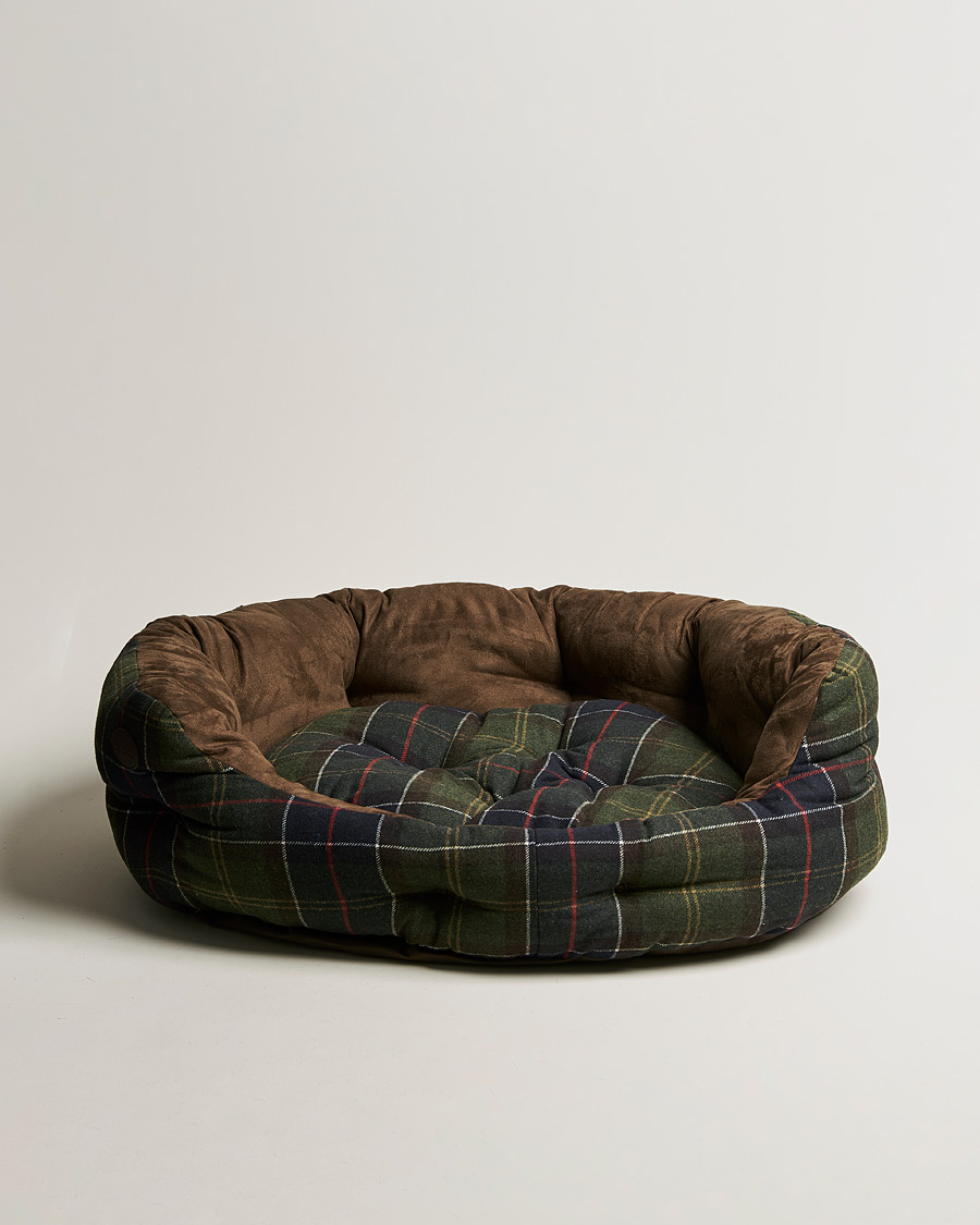 Herr | Barbour Lifestyle Luxury Dog Bed 35' Classic Tartan | Barbour Lifestyle | Luxury Dog Bed 35' Classic Tartan