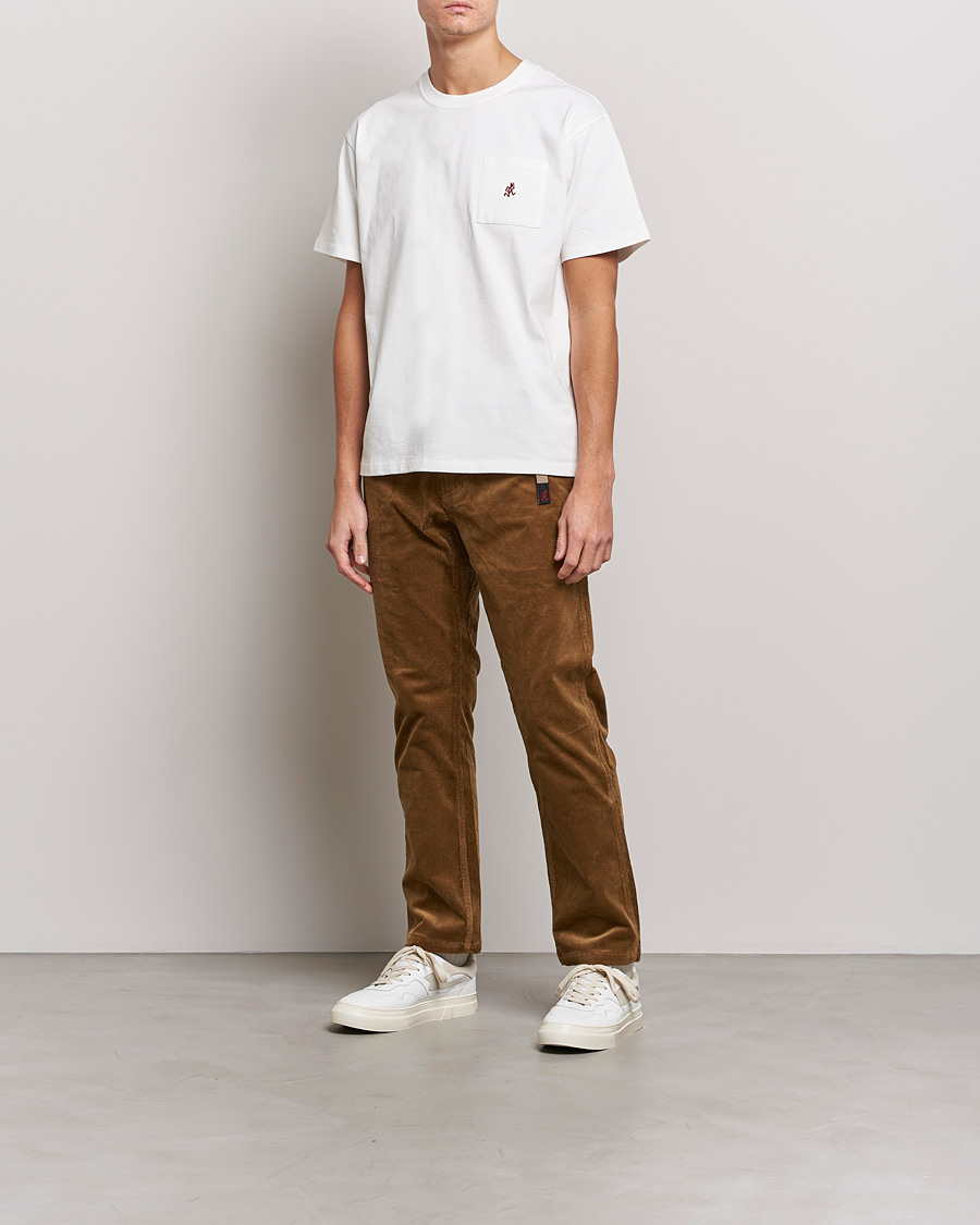 Herr | Byxor | Gramicci | Corduroy NN Cropped Pants Mocha Beige