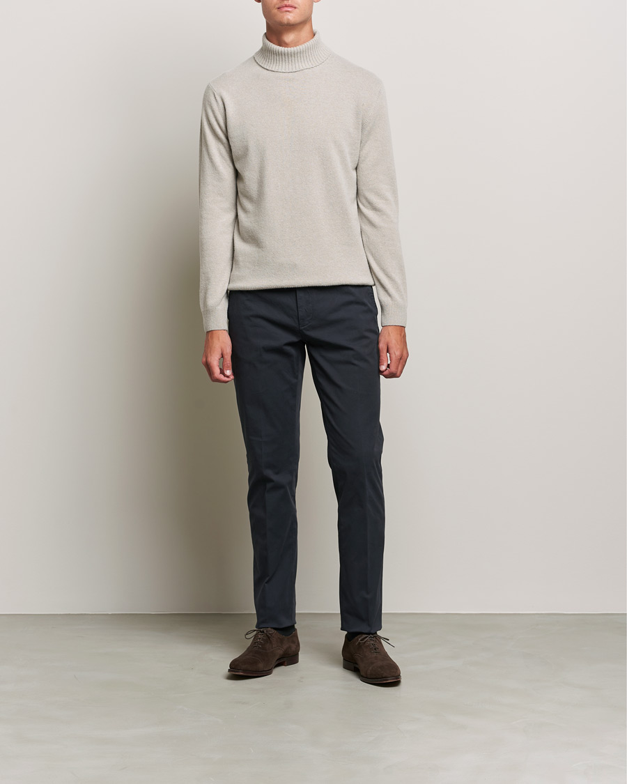 Herr | Tröjor | Oscar Jacobson | Salim Wool/Cashmere Rollneck Beige