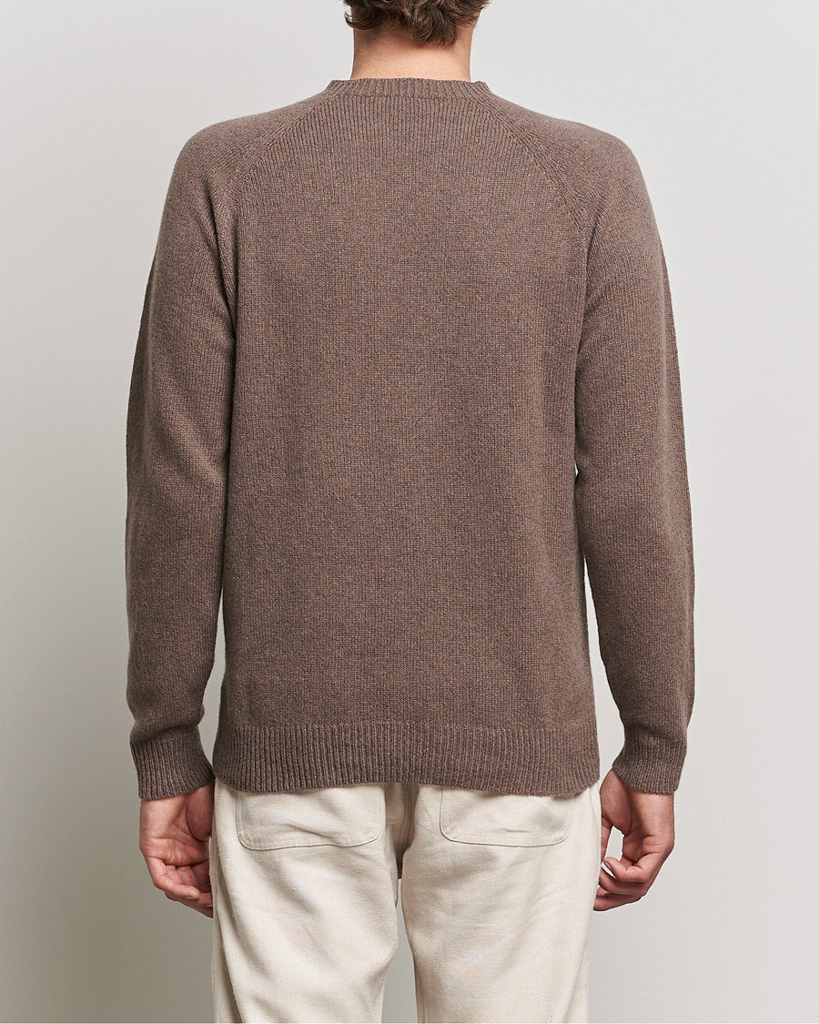 Herr | Tröjor | Sunspel | Lambswool Crew Neck Sweater Umber Brown