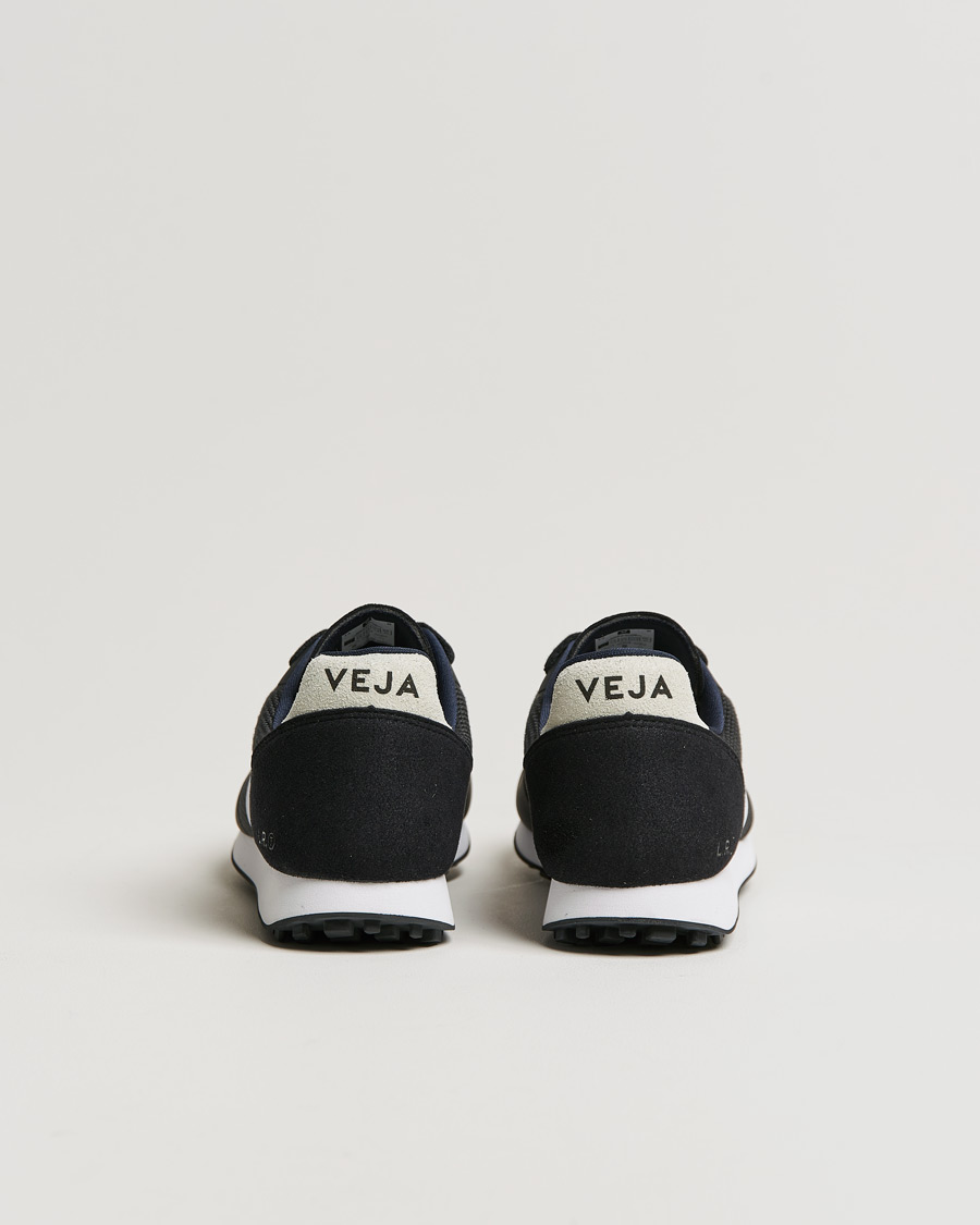 Herr | Veja SDU Vegan Running Sneaker Black White | Veja | SDU Vegan Running Sneaker Black White