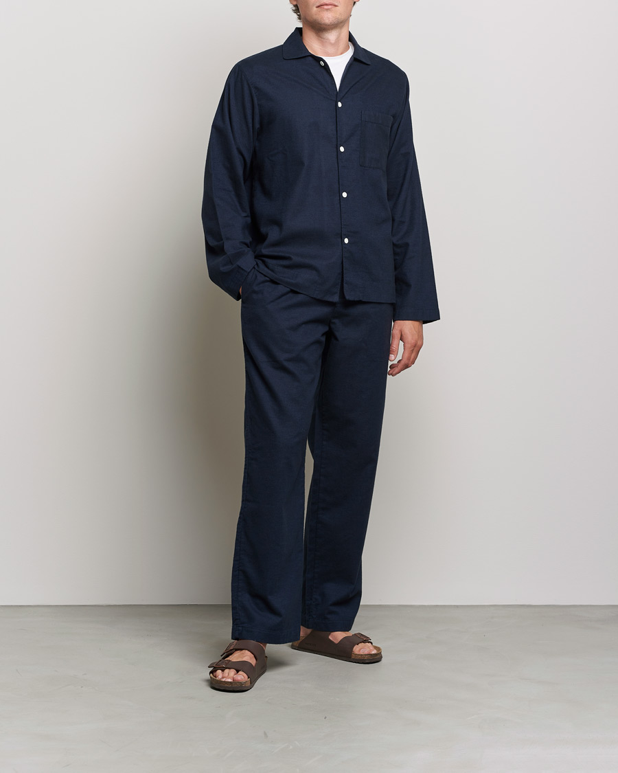 Herr | New Nordics | Tekla | Flannel Pyjama Shirt Midnight Blue