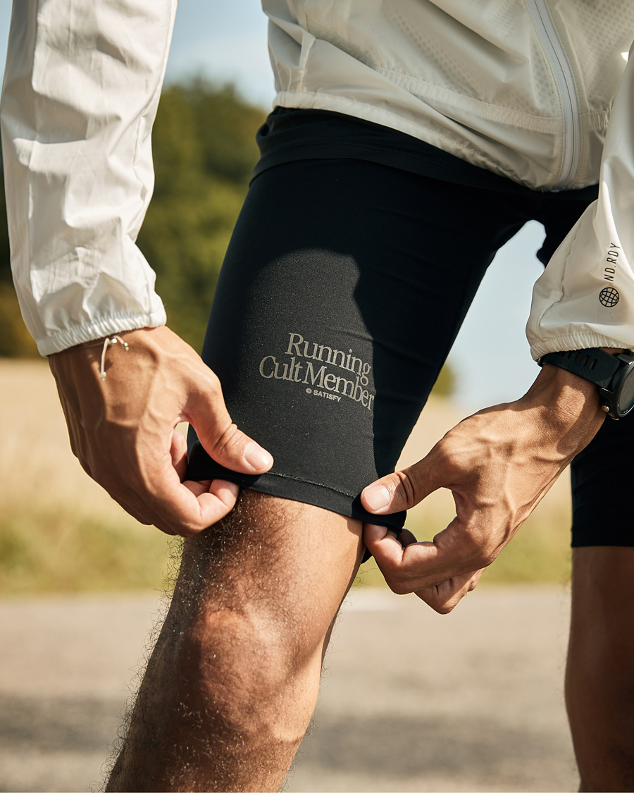 Herr | Shorts | Satisfy | Justice Shorts Black