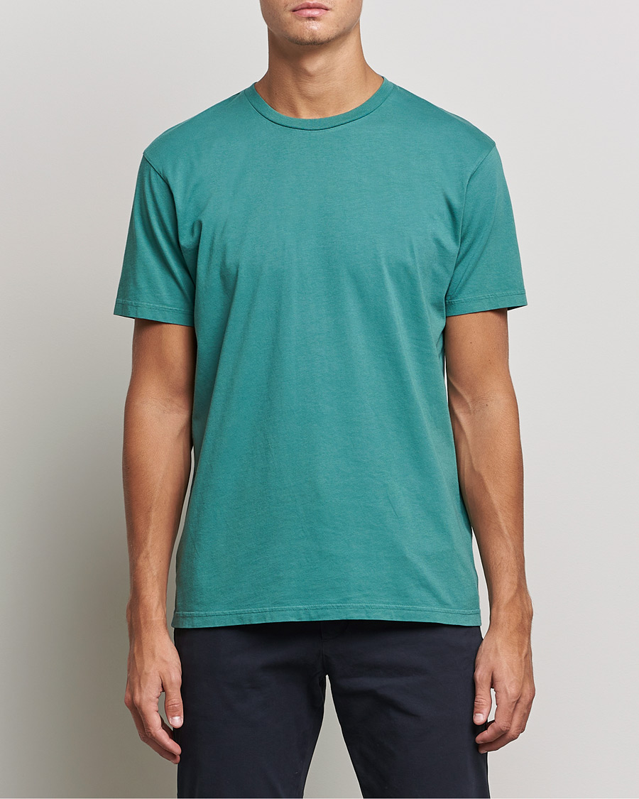Herr | T-Shirts | Colorful Standard | Classic Organic T-Shirt Pine Green