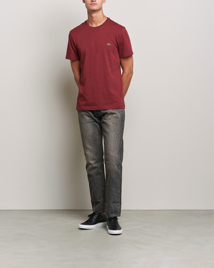Herr | T-Shirts | Lacoste | Crew Neck Tee Cranberry