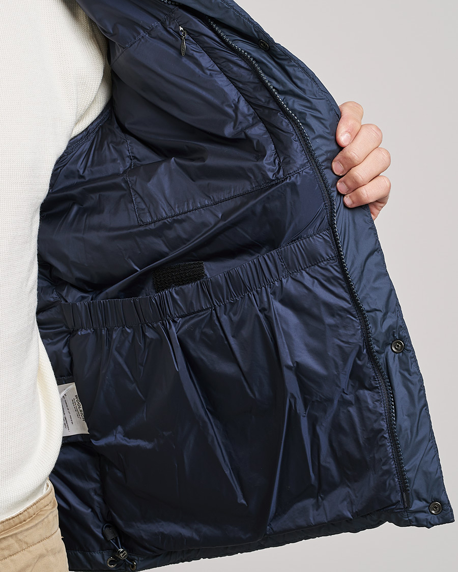 Herr | Jackor | Woolrich | Microfiber Sierra Padded Jacket Melton Blue