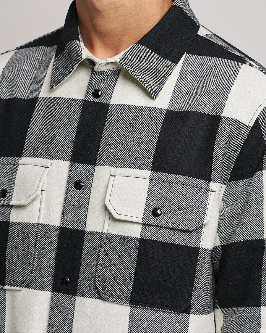 Herr | Skjortor | Woolrich | Alaskan Wool Padded Overshirt White Buffalo
