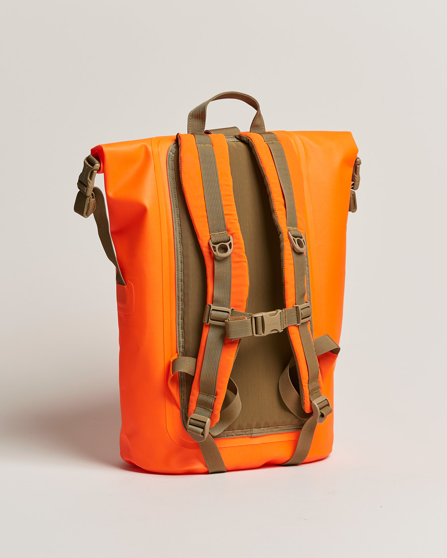 Herr | Väskor | Filson | Dry Backpack Flame