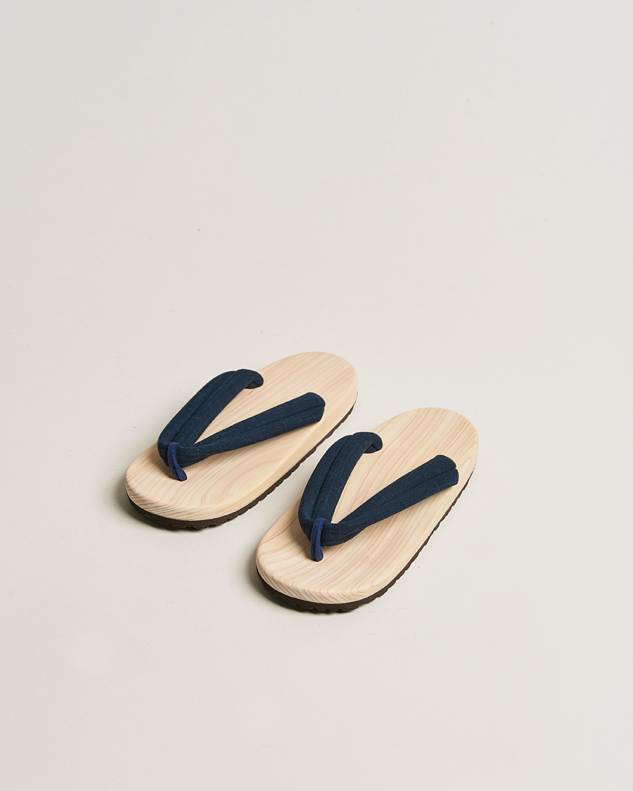 Herr | Lifestyle | Beams Japan | Wooden Geta Sandals Navy