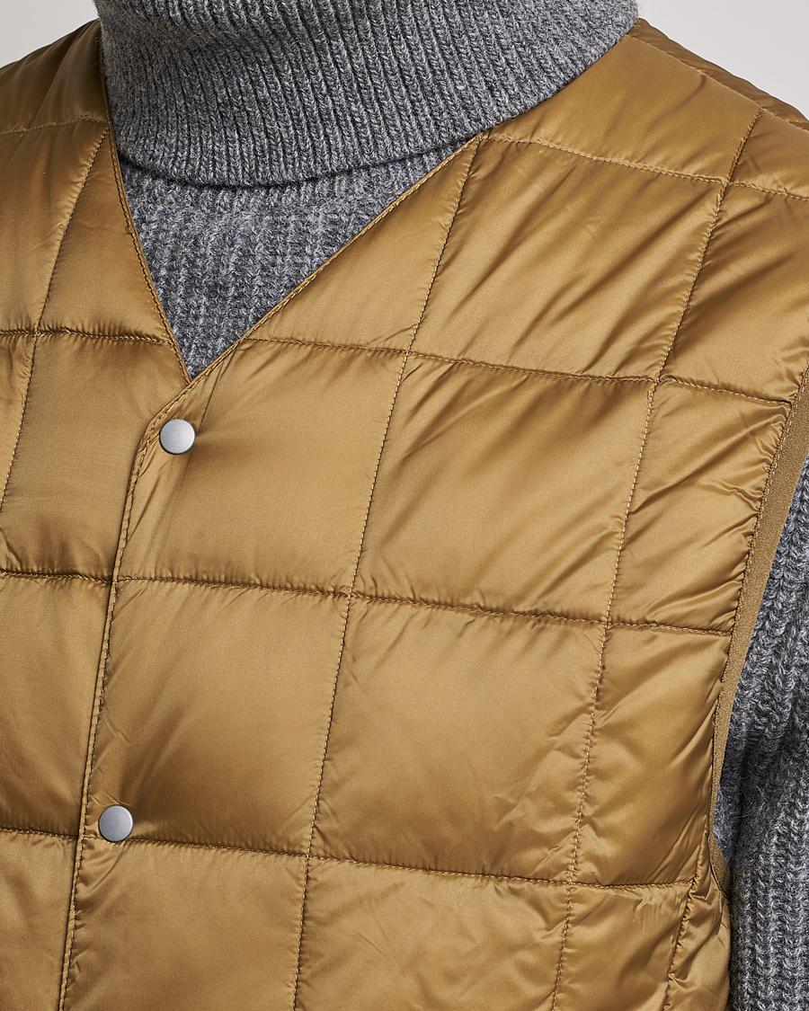 Herr | Jackor | TAION | V-Neck Lightweight Down Vest Beige